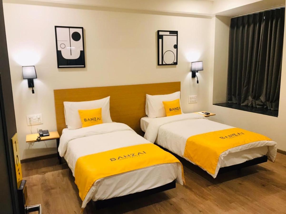 Banzai Rooms Nashik Ngoại thất bức ảnh