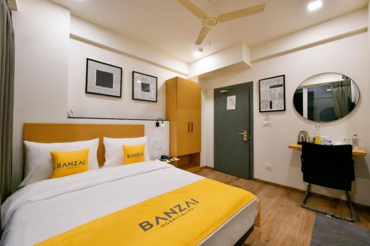 Banzai Rooms Nashik Ngoại thất bức ảnh