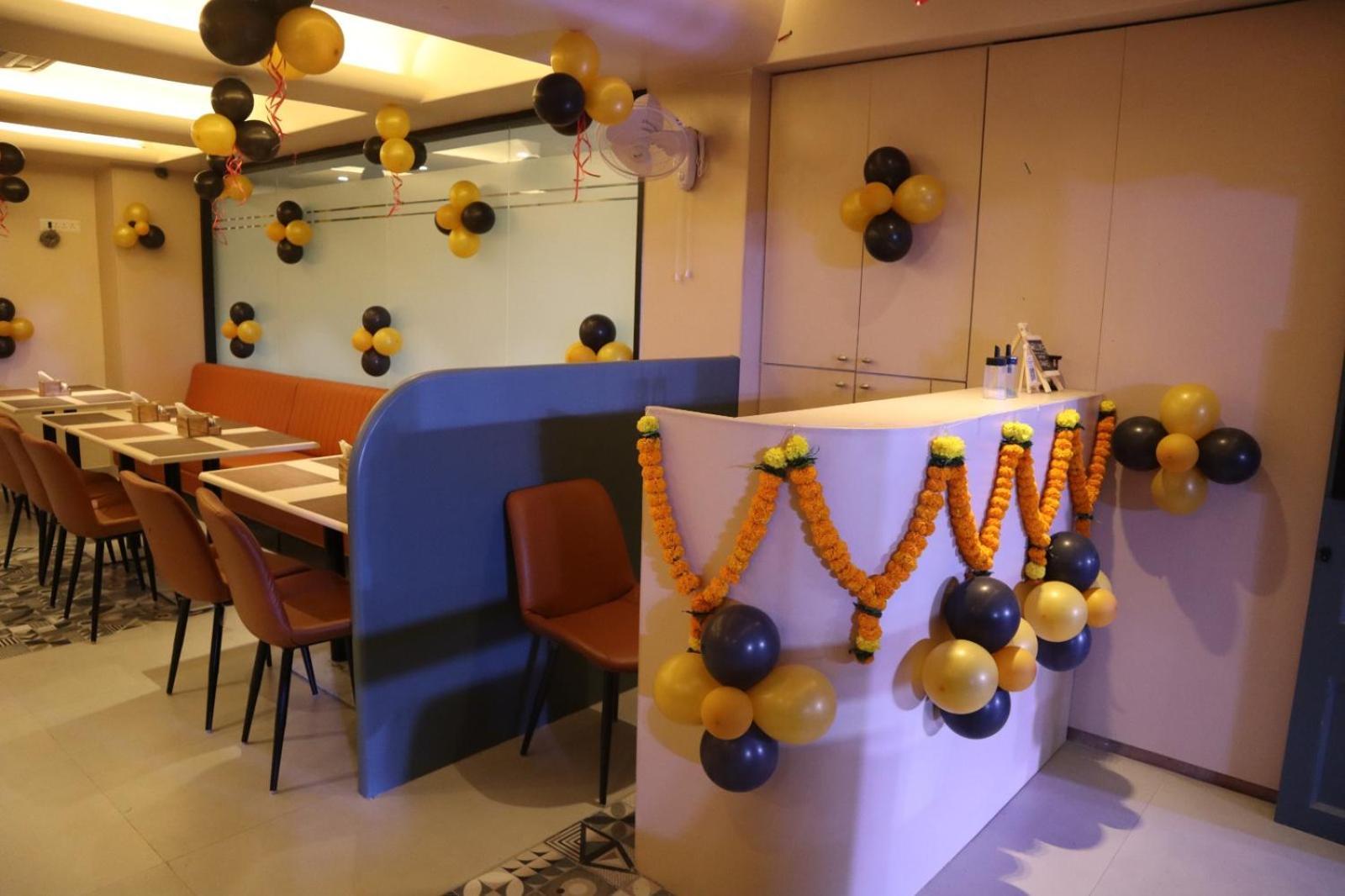 Banzai Rooms Nashik Ngoại thất bức ảnh