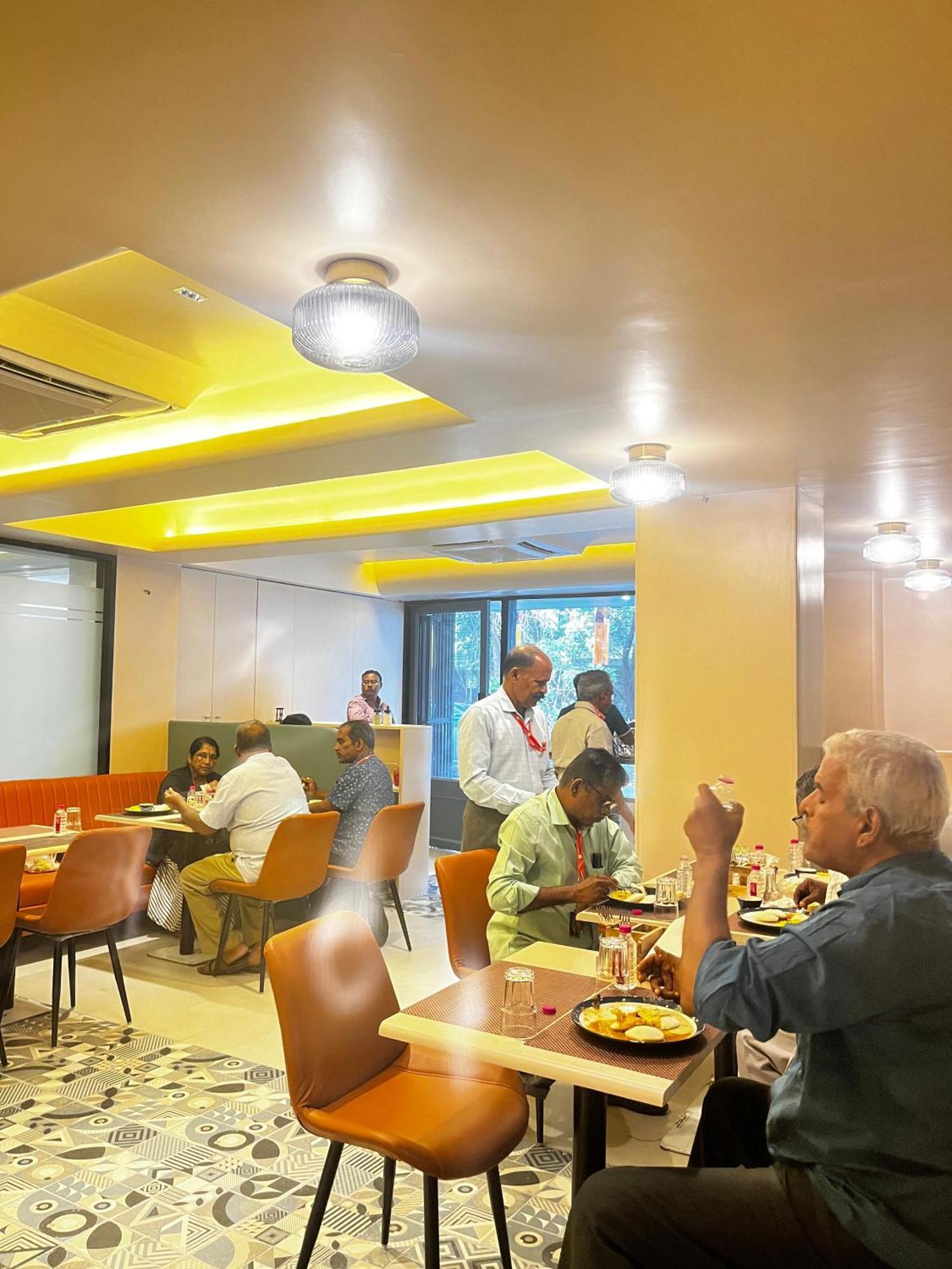 Banzai Rooms Nashik Ngoại thất bức ảnh