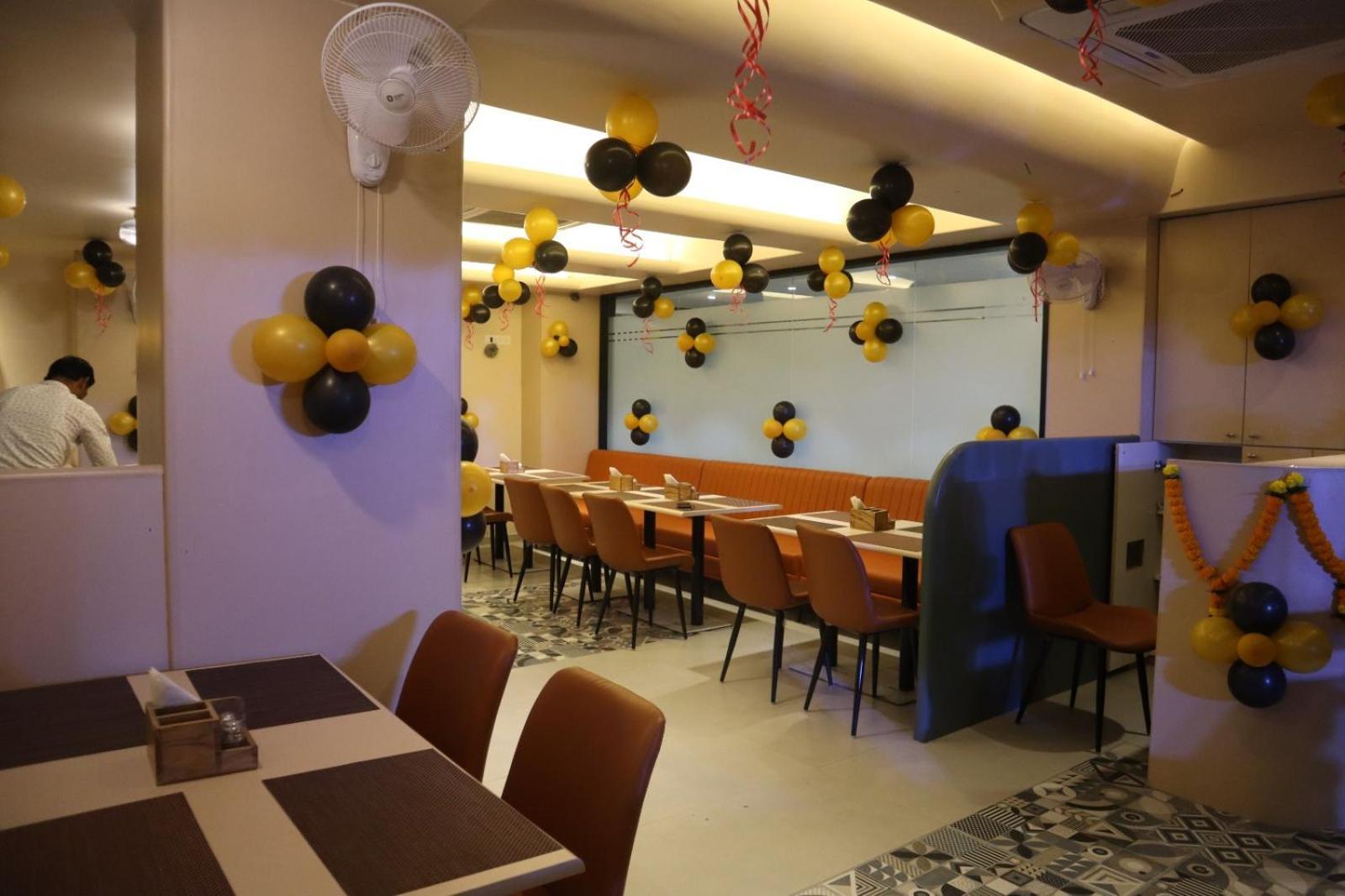 Banzai Rooms Nashik Ngoại thất bức ảnh